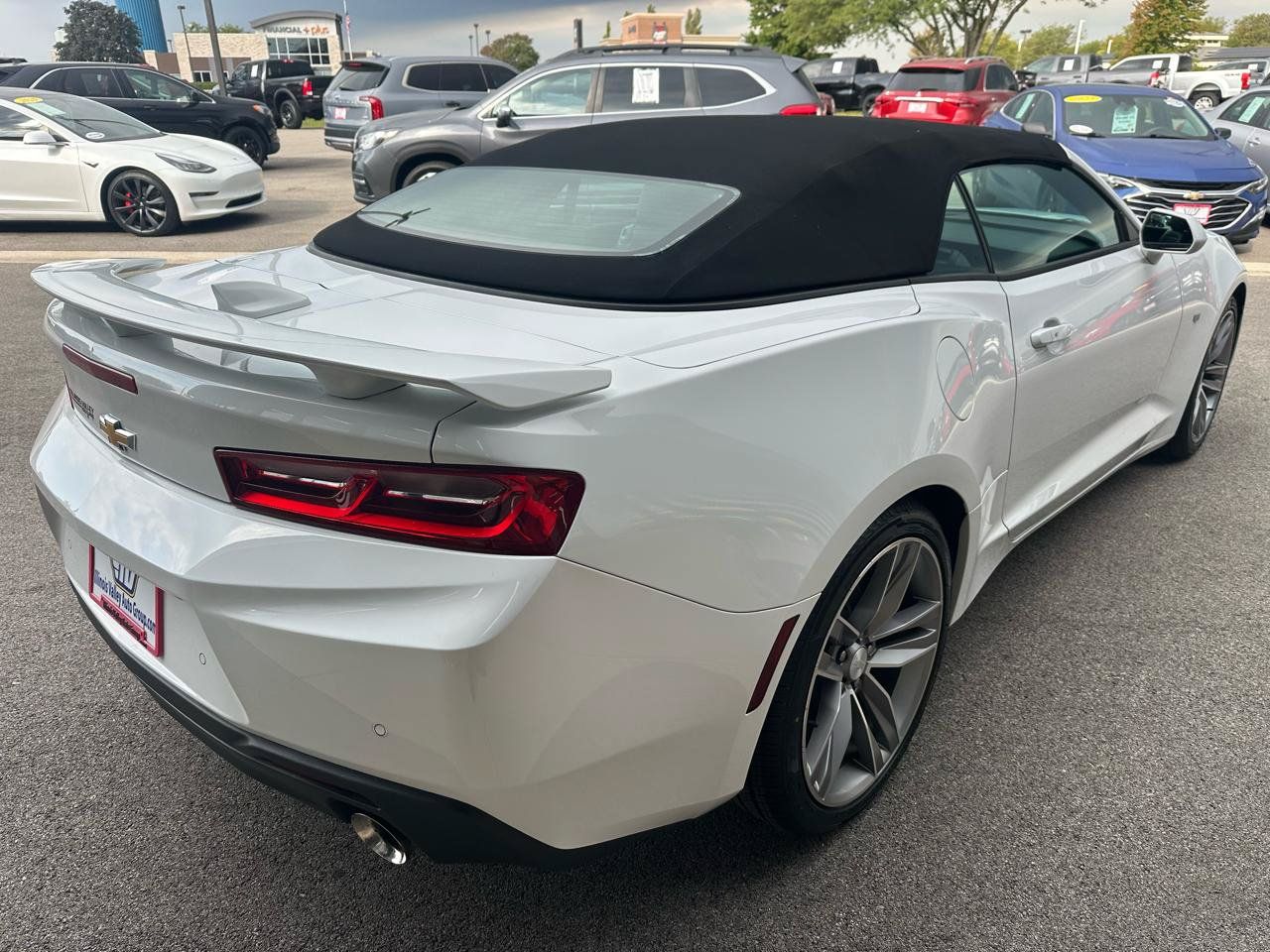 Used 2018 Chevrolet Camaro LT RWD image 21