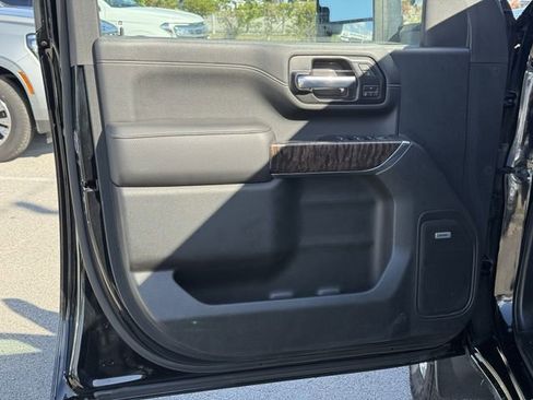 Used 2020 GMC Sierra 2500 Denali w/ Denali Ultimate Package image 31