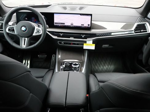 New 2026 BMW X5 M60i AWD/4WD image 14