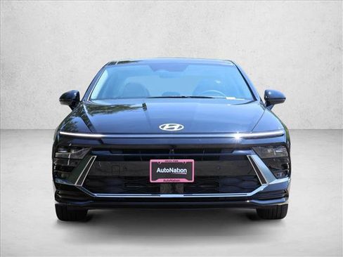 New 2026 Hyundai Sonata Limited FWD image 2