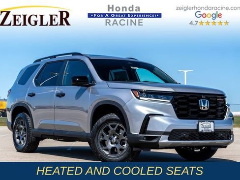 New 2025 Honda Pilot TrailSport image 1