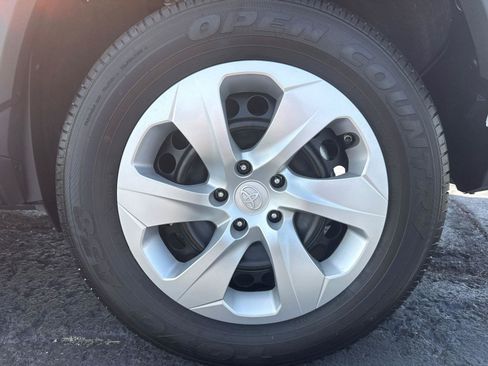Certified 2023 Toyota RAV4 LE FWD image 30