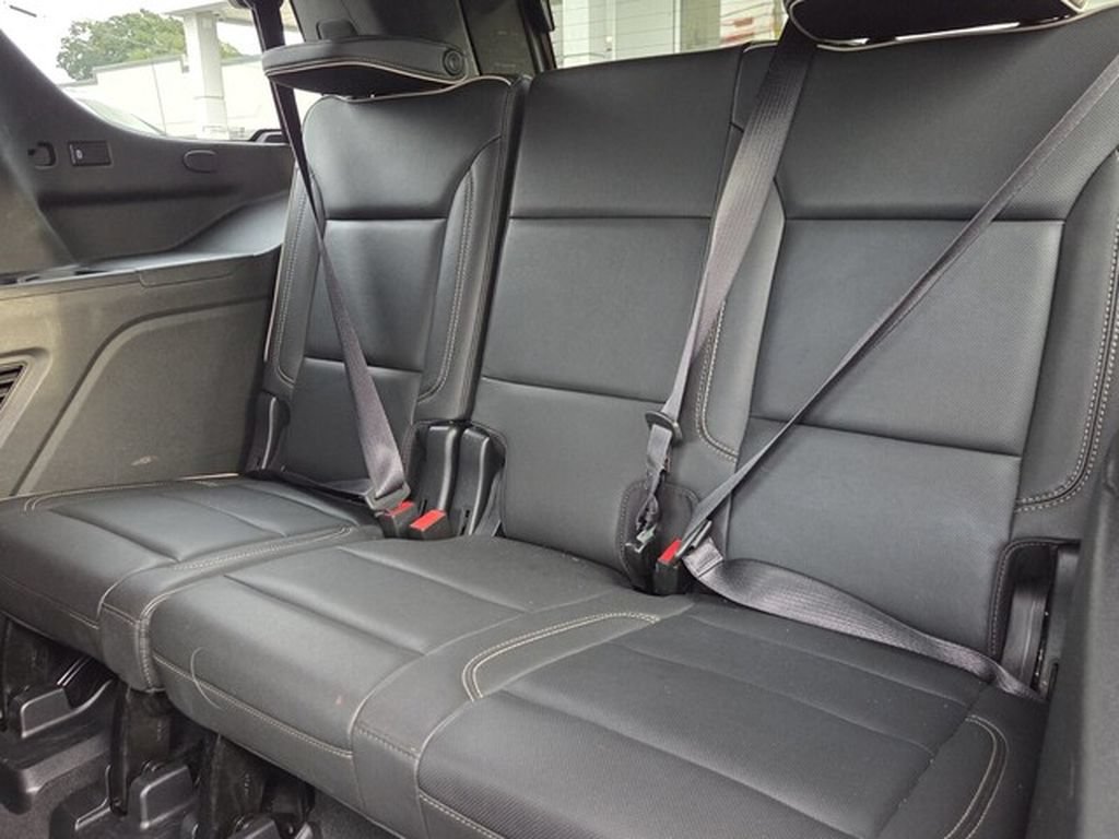 Used 2021 GMC Yukon SLT AWD/4WD image 5