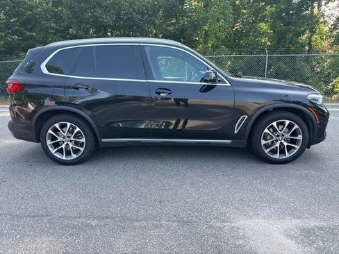 Used 2021 BMW X5 xDrive40i w/ Premium Package AWD/4WD image 4