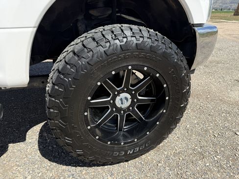 Used 2018 Ford F350 Lariat w/ Lariat Ultimate Package AWD/4WD image 9