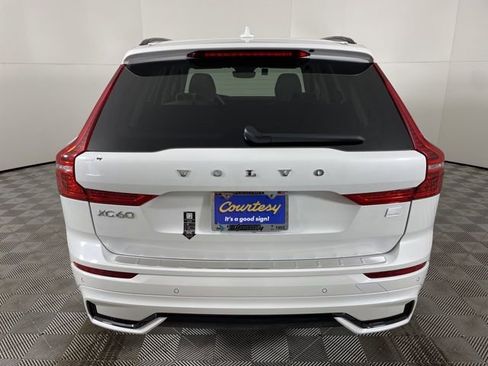 Certified 2024 Volvo XC60 T8 Plus w/ Protection Package Premier image 10