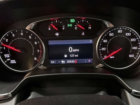 Used 2024 Chevrolet Blazer LT w/ Convenience Package FWD image 17