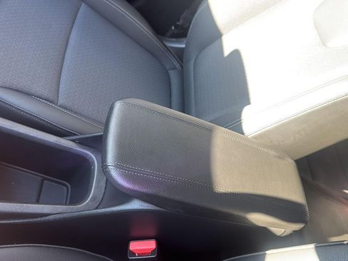 Used 2025 Buick Encore GX Preferred AWD/4WD image 18