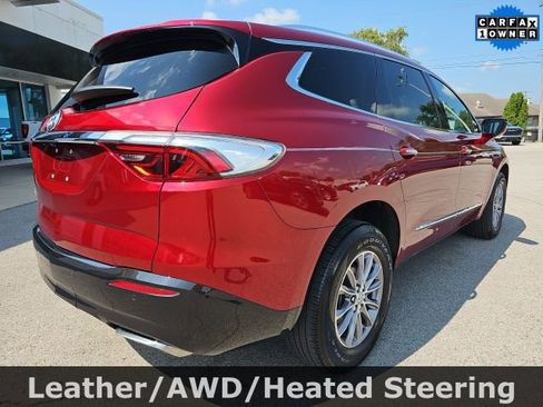 Used 2023 Buick Enclave Essence image 7