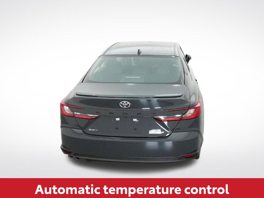 Used 2026 Toyota Camry SE FWD image 10