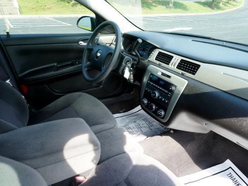 Used 2015 Chevrolet Impala Police image 22