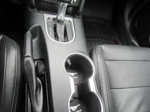 Used 2018 Ford Mustang EcoBoost w/ Equipment Group 101A image 20