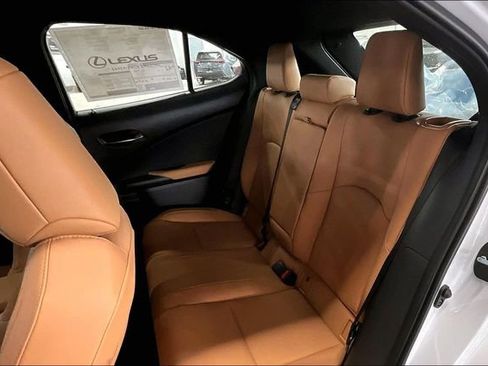 New 2026 Lexus UX 300h 300h Premium image 10