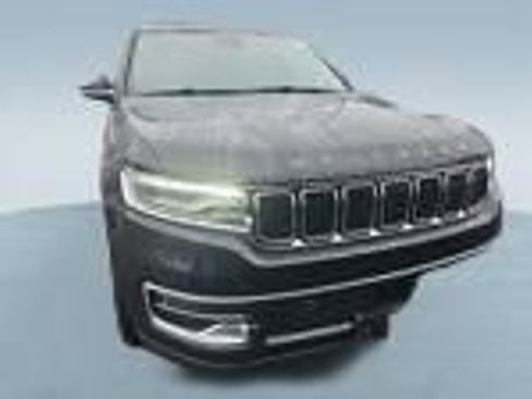 Used 2022 Jeep Wagoneer Series I w/ Premium Group I image 2