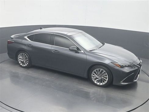 Used 2022 Lexus ES 350 Ultra Luxury image 19