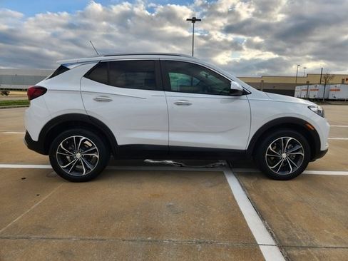 Used 2023 Buick Encore GX Select image 4