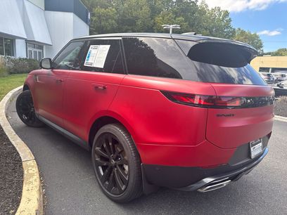 Used 2025 Land Rover Range Rover Sport SE