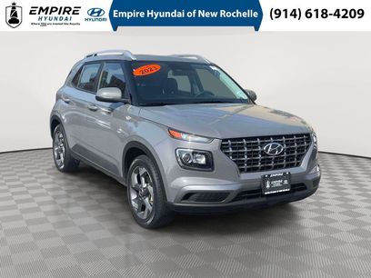 Used 2023 Hyundai Venue SEL
