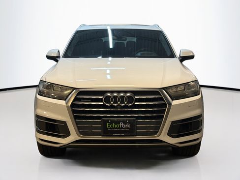 Used 2017 Audi Q7 3.0T Prestige w/ Prestige Package image 2