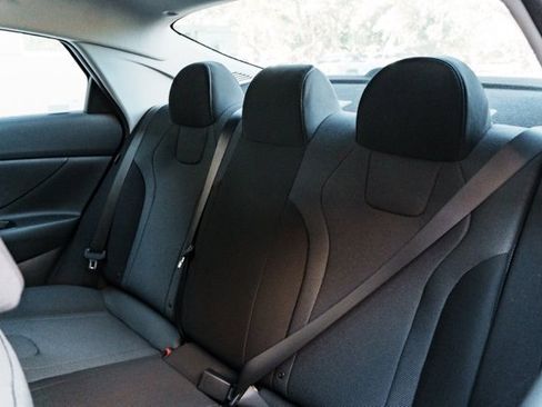 New 2026 Hyundai Elantra SE image 19