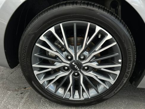 Used 2023 Kia Forte GT-Line w/ GT-Line Premium Package FWD image 28