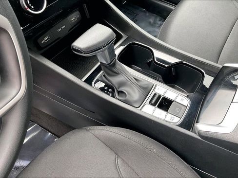 Used 2023 Hyundai Tucson SE image 20