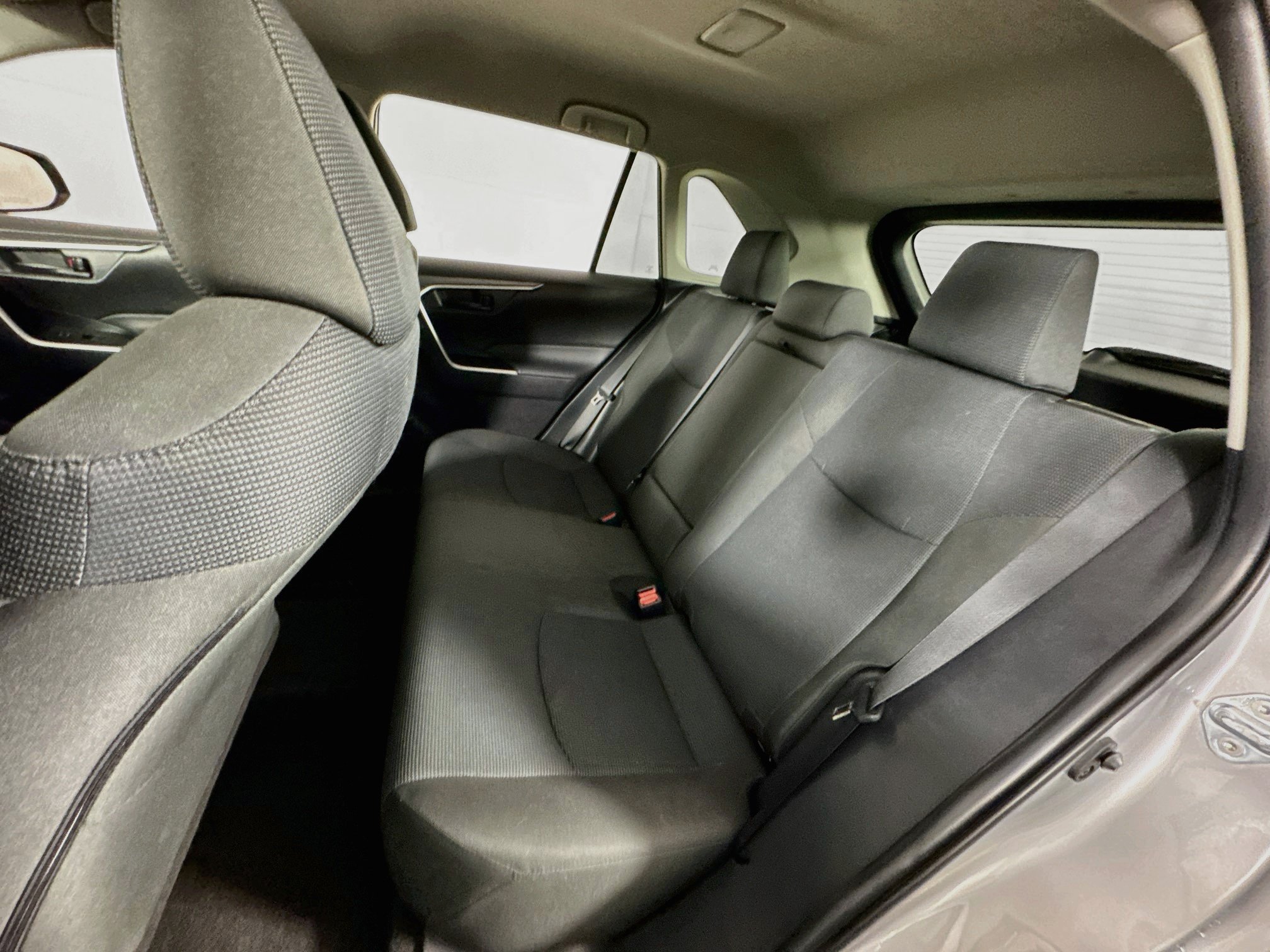 Certified 2025 Toyota RAV4 LE AWD/4WD image 17