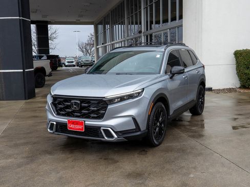 Used 2023 Honda CR-V Sport Touring image 3