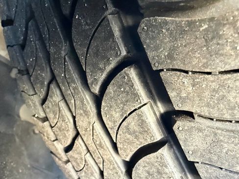 Used 2016 Nissan Pathfinder SL w/ SL Premium Package image 28