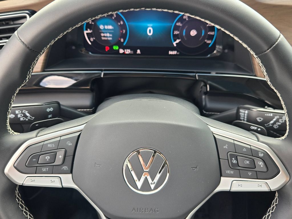 Certified 2026 Volkswagen Atlas SE FWD image 25
