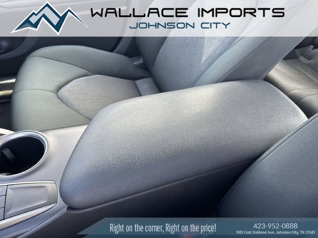 Used 2023 Toyota Camry LE FWD image 18