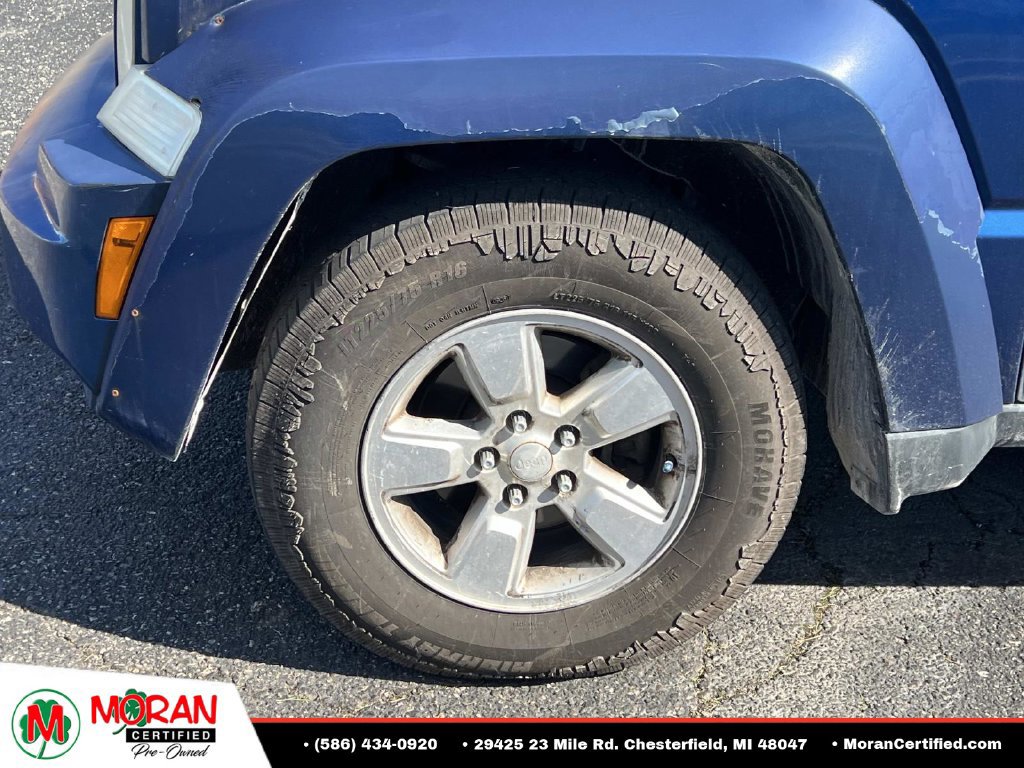 Used 2010 Jeep Liberty Sport w/ Popular Equipment Group AWD/4WD image 9
