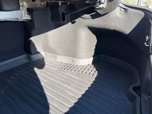 Used 2020 Toyota Camry LE image 26