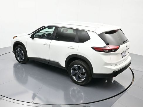 Certified 2024 Nissan Rogue SV image 36