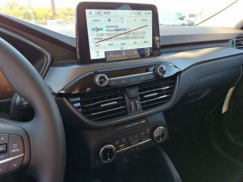 New 2026 Ford Escape Active image 12
