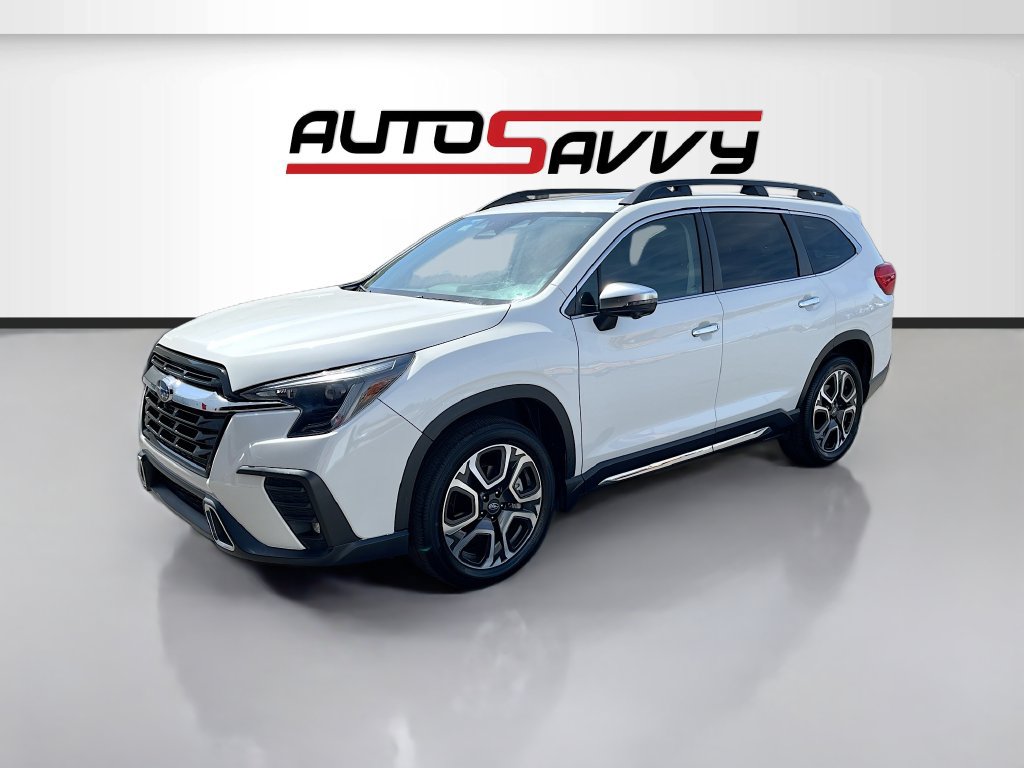 Used 2023 Subaru Ascent Touring AWD/4WD image 3