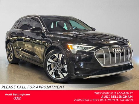 Used 2023 Audi e-tron Premium Plus w/ Premium Plus Package AWD/4WD image 1
