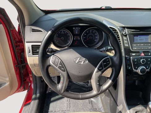 Used 2013 Hyundai Elantra GT w/ Touch & Go Pkg FWD image 21