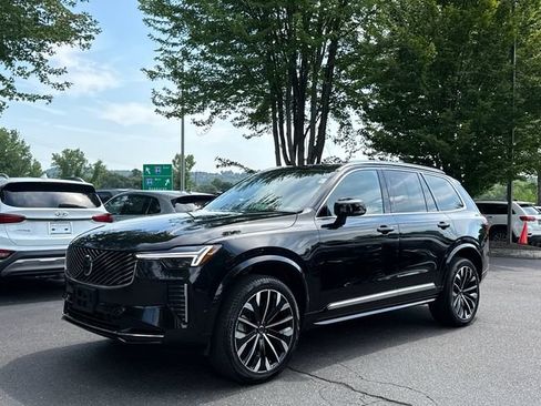 Certified 2025 Volvo XC90 B6 Ultra AWD/4WD image 1