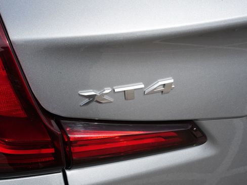 Certified 2025 Cadillac XT4 Premium Luxury image 20