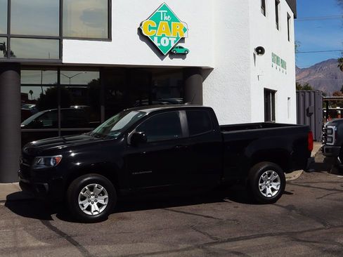 Used 2022 Chevrolet Colorado LT w/ Fleet Safety Package image 7