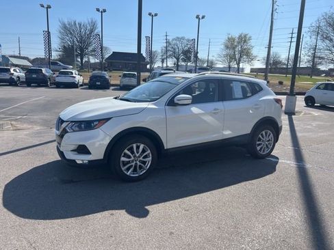 Used 2022 Nissan Rogue Sport SV image 9