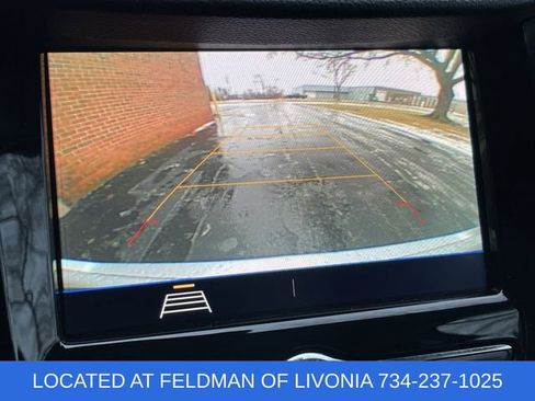 Certified 2022 Chevrolet Trax LT w/ LT Convenience Package image 14