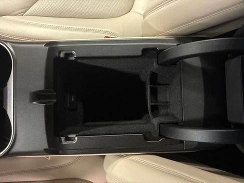 Used 2017 Lincoln MKX Select w/ Select Plus Package FWD image 27
