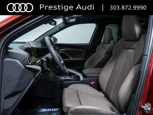 New 2025 Audi Q5 Prestige image 5