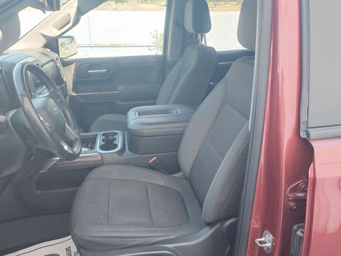 Used 2021 Chevrolet Silverado 1500 LT Trail Boss w/ LPO, Dark Essentials Package image 7