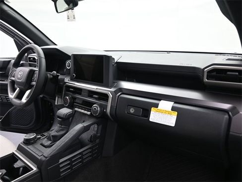 New 2026 Toyota 4Runner SR5 image 24