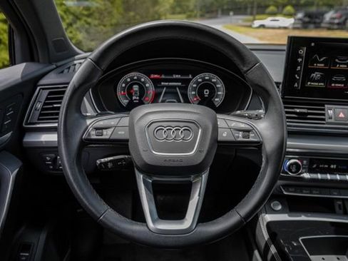 Used 2023 Audi Q5 2.0T Premium Plus w/ Premium Plus Package AWD/4WD image 29