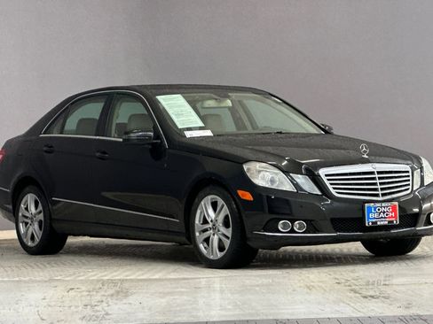 Used 2010 Mercedes-Benz E 350 Sedan image 7
