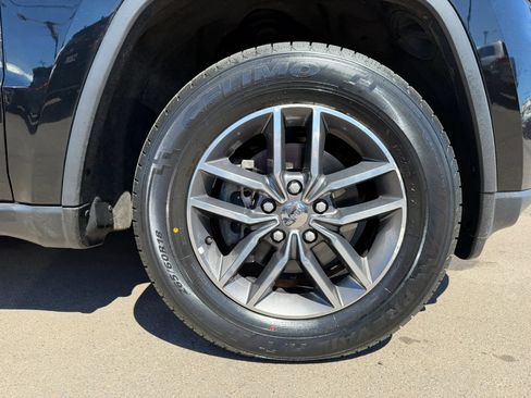 Used 2018 Jeep Grand Cherokee Limited AWD/4WD image 20